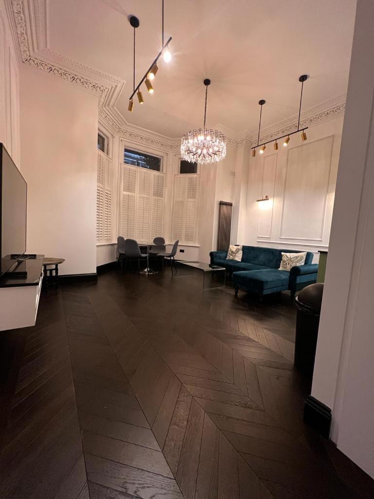 Earl's Court Luxe Апартаменты Лондон